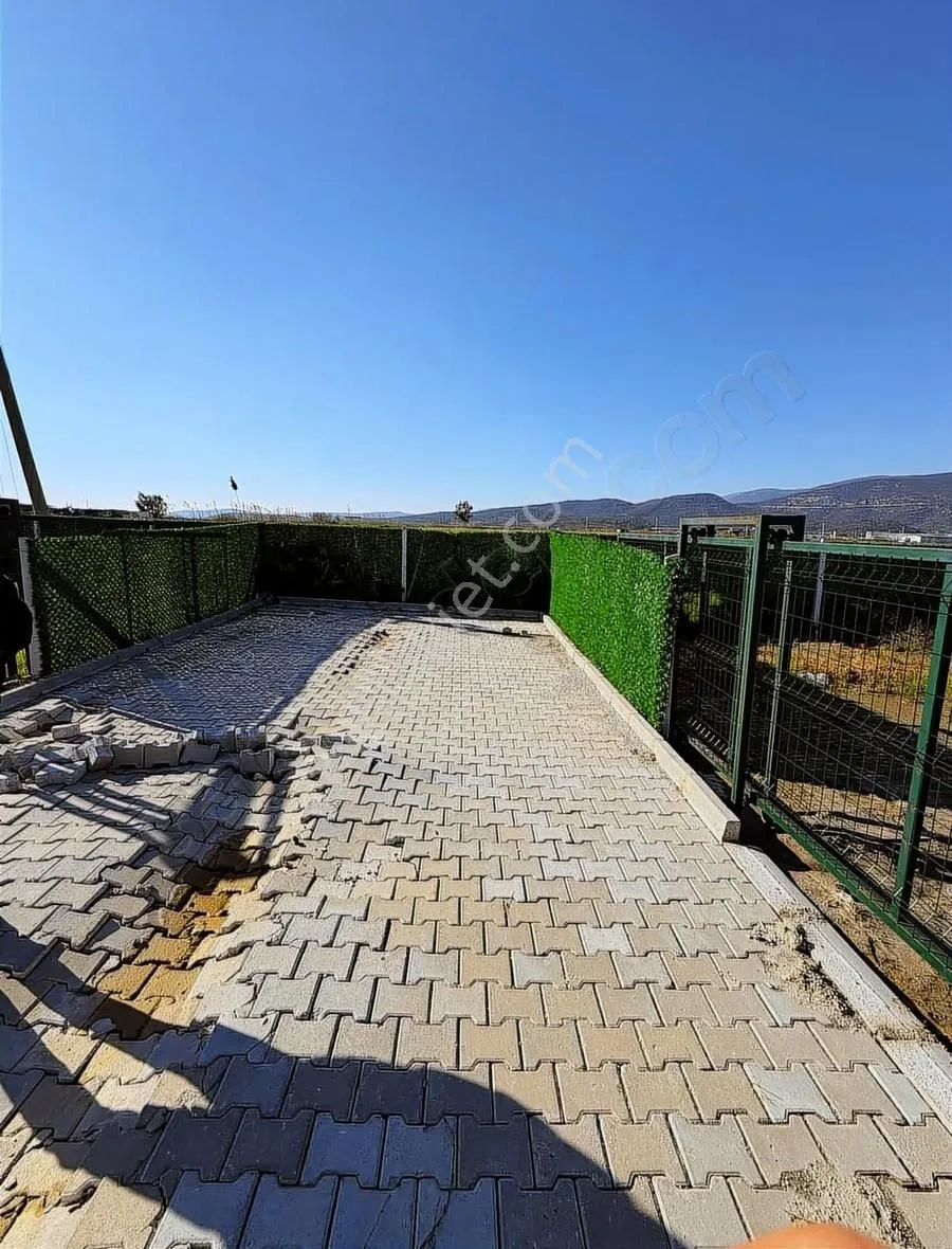 Bodrum Havalimanına 8km - Elektrik Suyu Hazır 300m Hazır Düzen