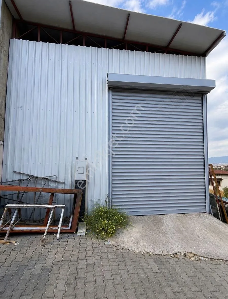 Milas Sanayi'de 1. Cadde'de İşlek Konumda 130m Dükkan